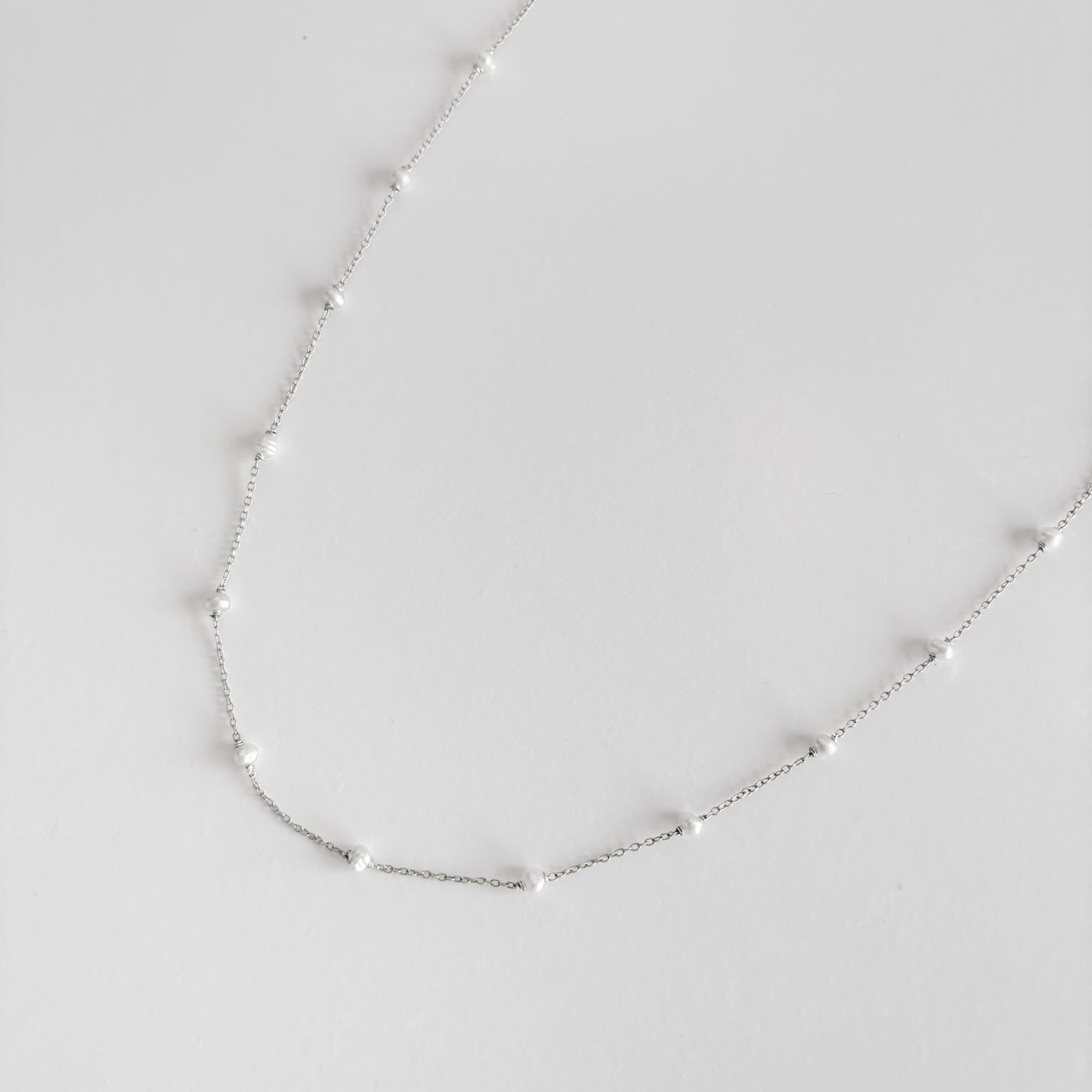 Collier ONA